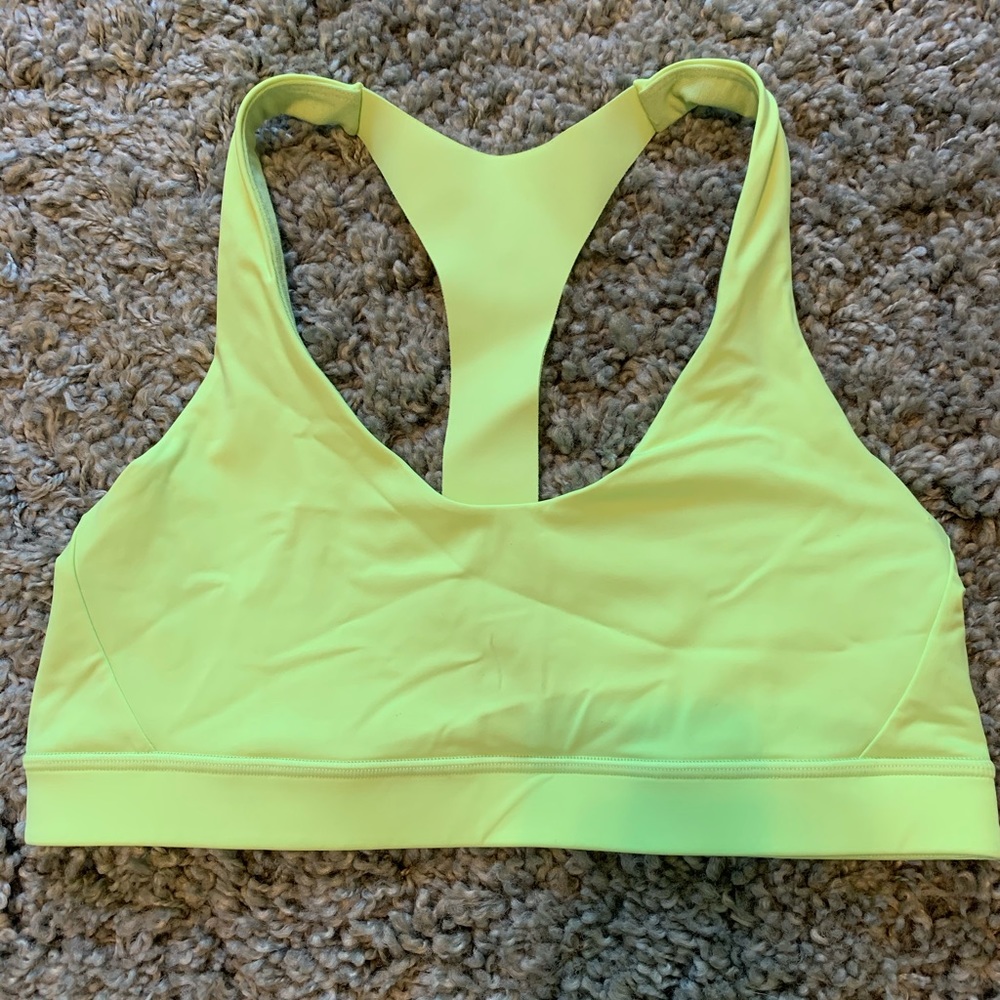 Lululemon sports bra